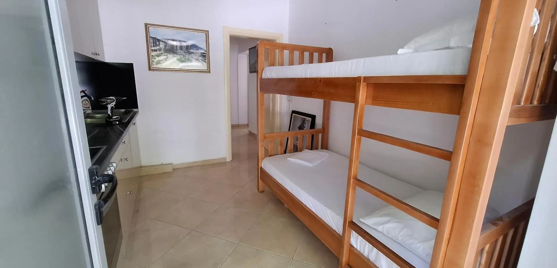 ホステル Treracat Apartment Vlorë