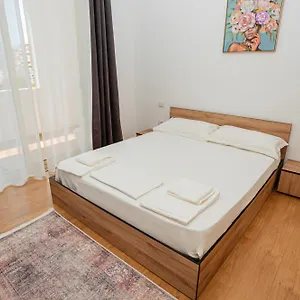 Rei's Place Vlorë